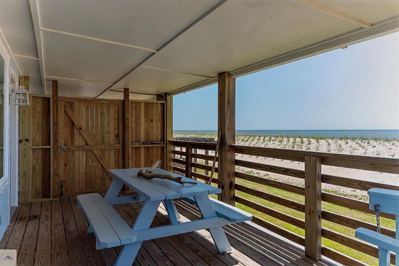 Blue Dolphin Inn And Cottages Grand Isle Exterior foto